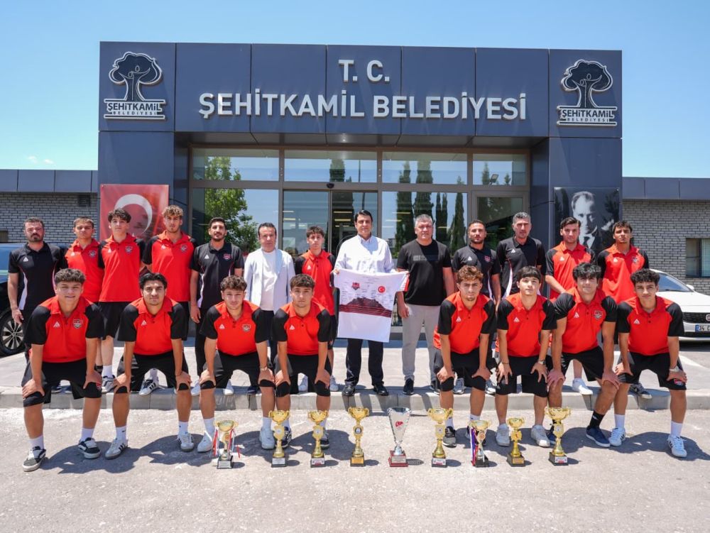 ehitkamil u18-i6a4b88299a0d8.jpg